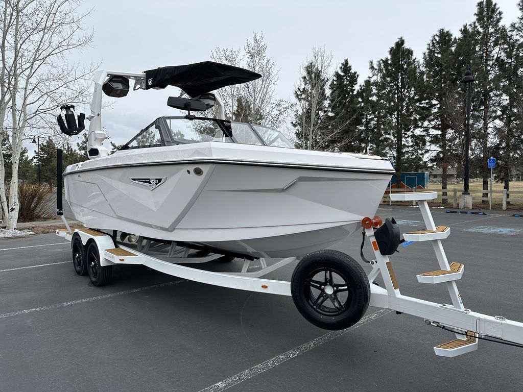 2025 Nautique Super Air Nautique S21