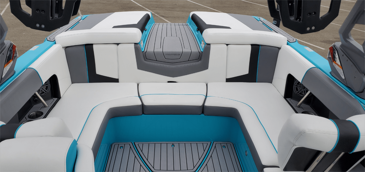 2021 Super Air Nautique 230 – LOADED!