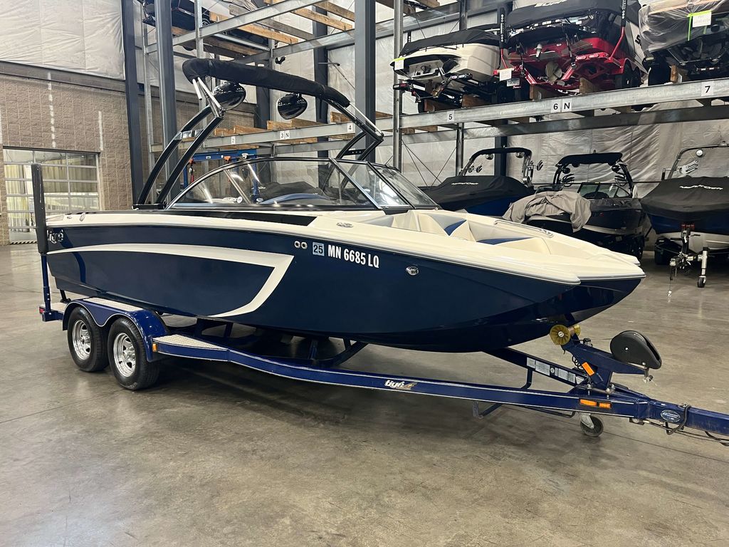2012 Tige R20