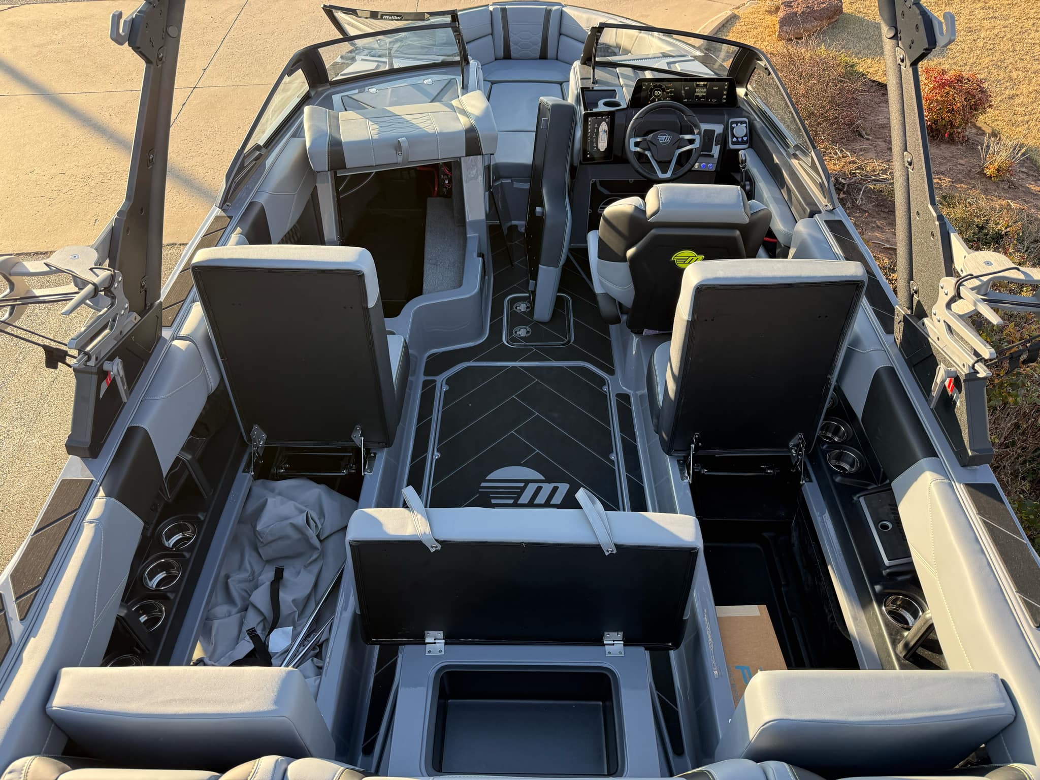 2025 Malibu 23LSV