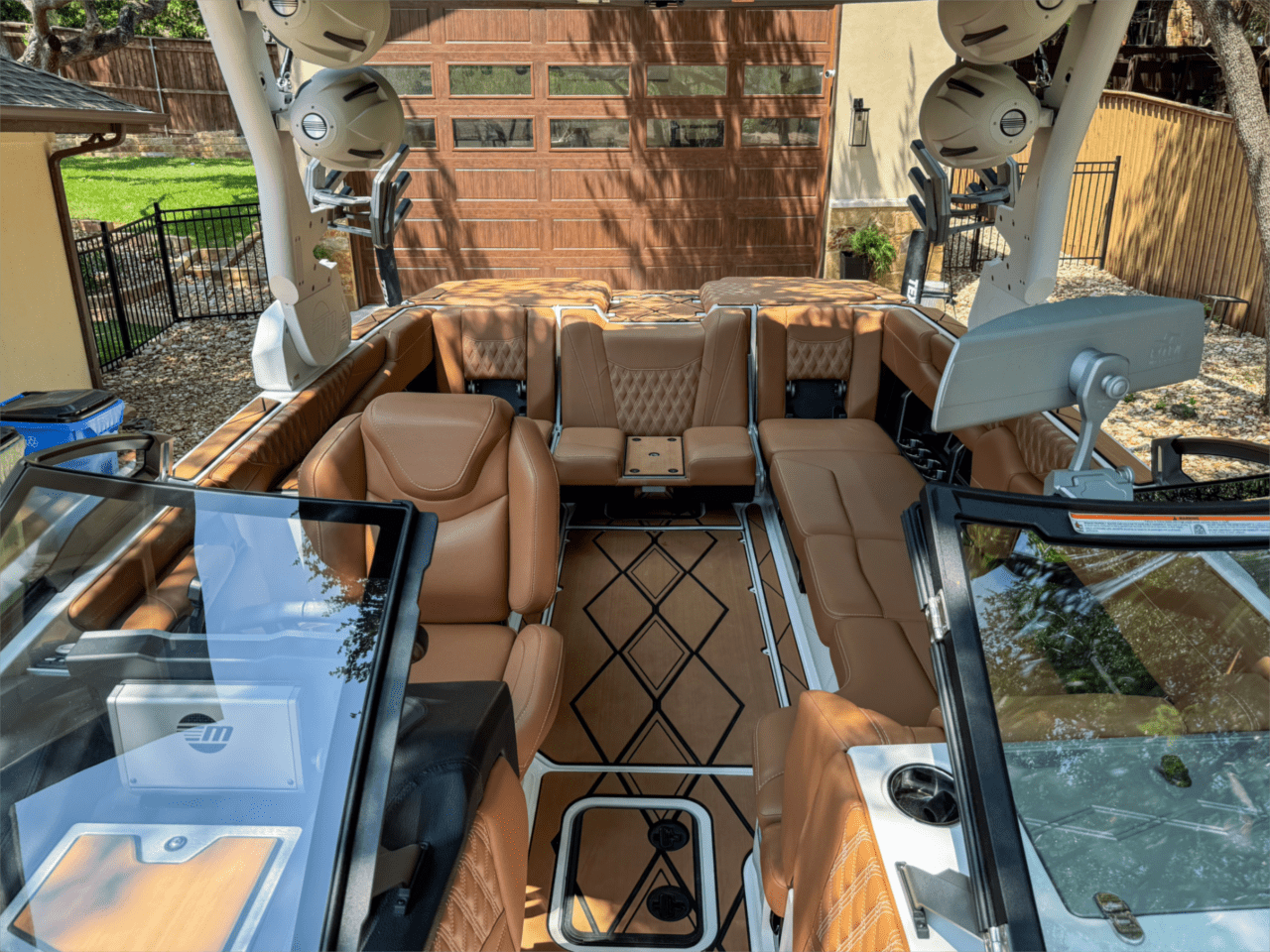 2024 Malibu M242