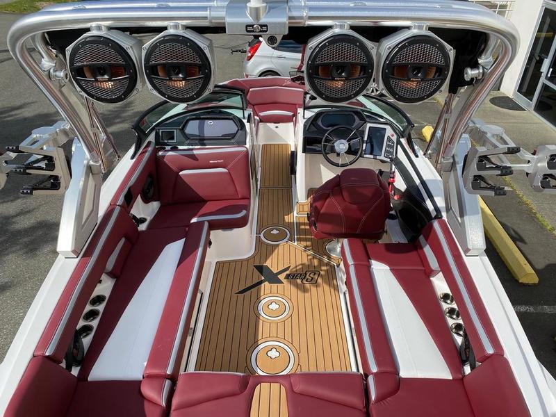 New 2023 MasterCraft XStar S