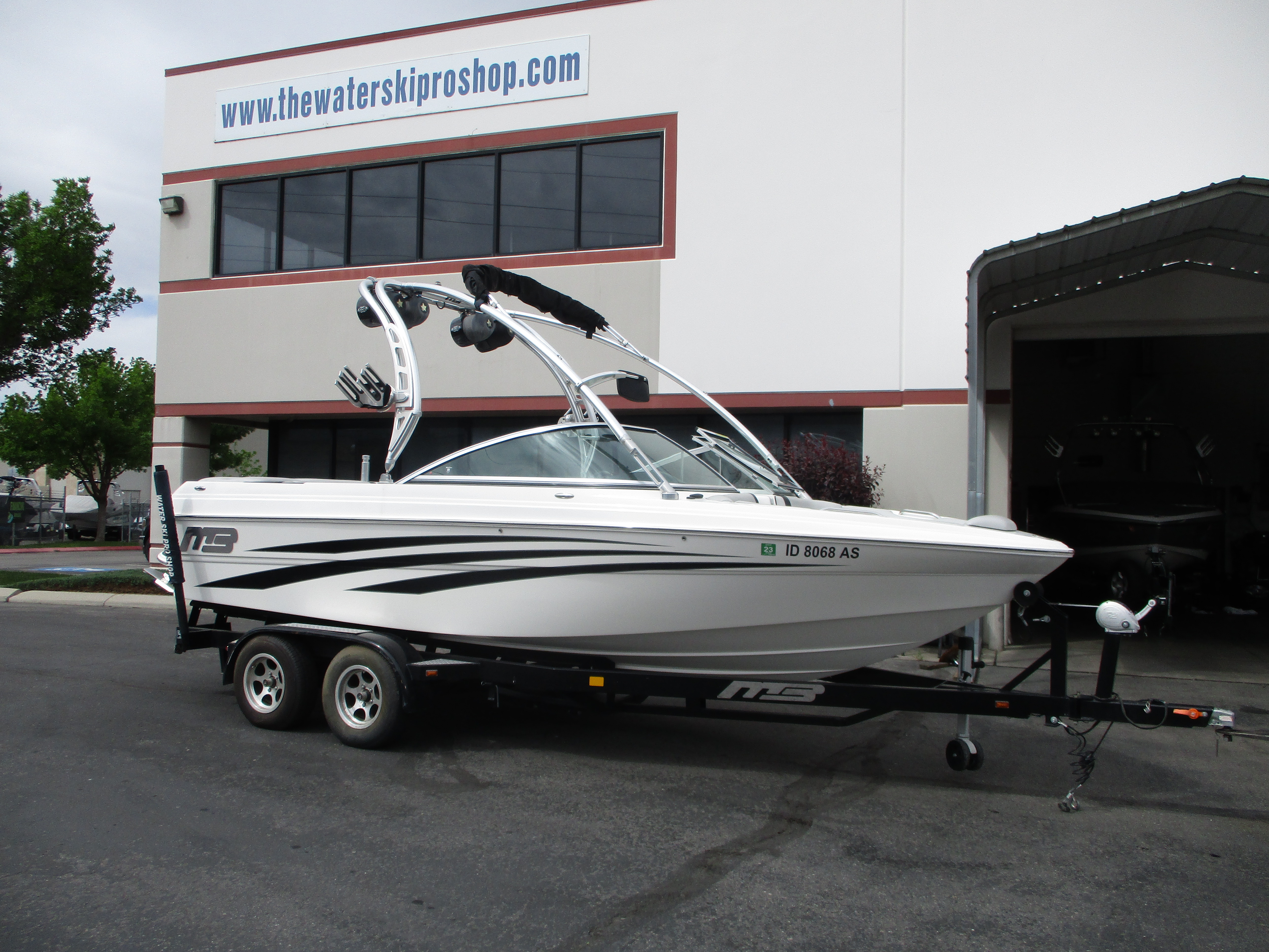 2011 MB Sports B52 21