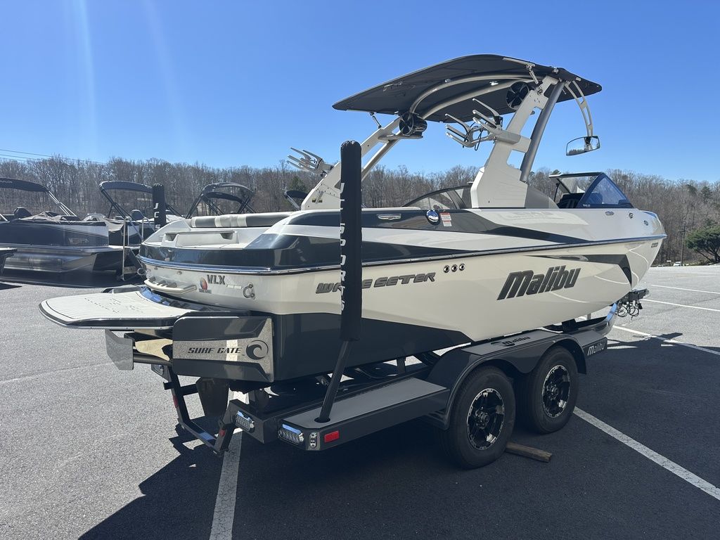 2018 Malibu Boats 21 VLX