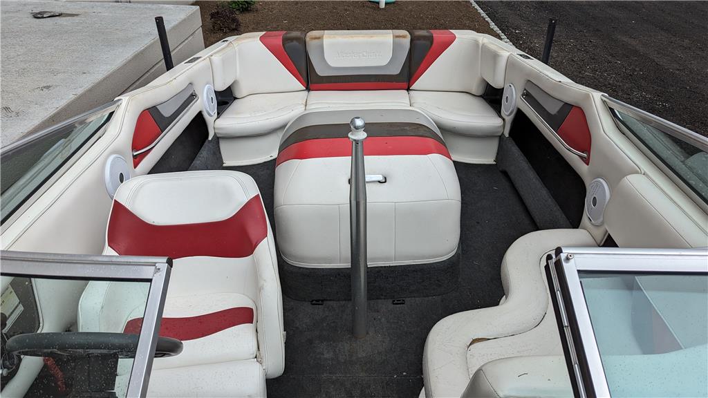 1993 MasterCraft Maristar 225