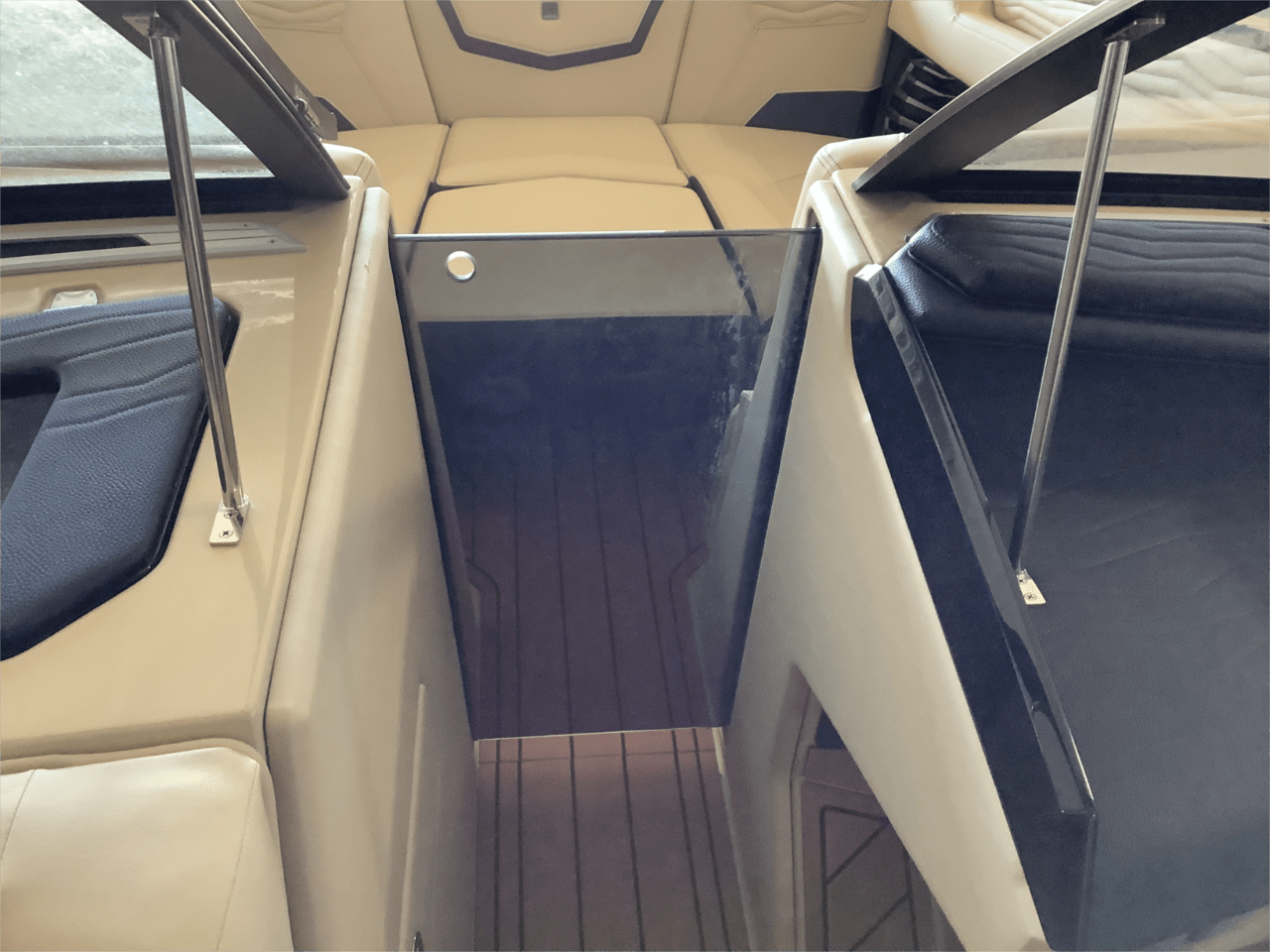 2025 Nautique G23