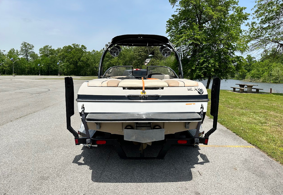 2004 Malibu Wakesetter VLX