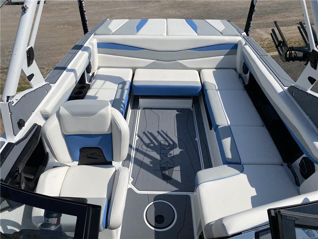2024 Axis A225