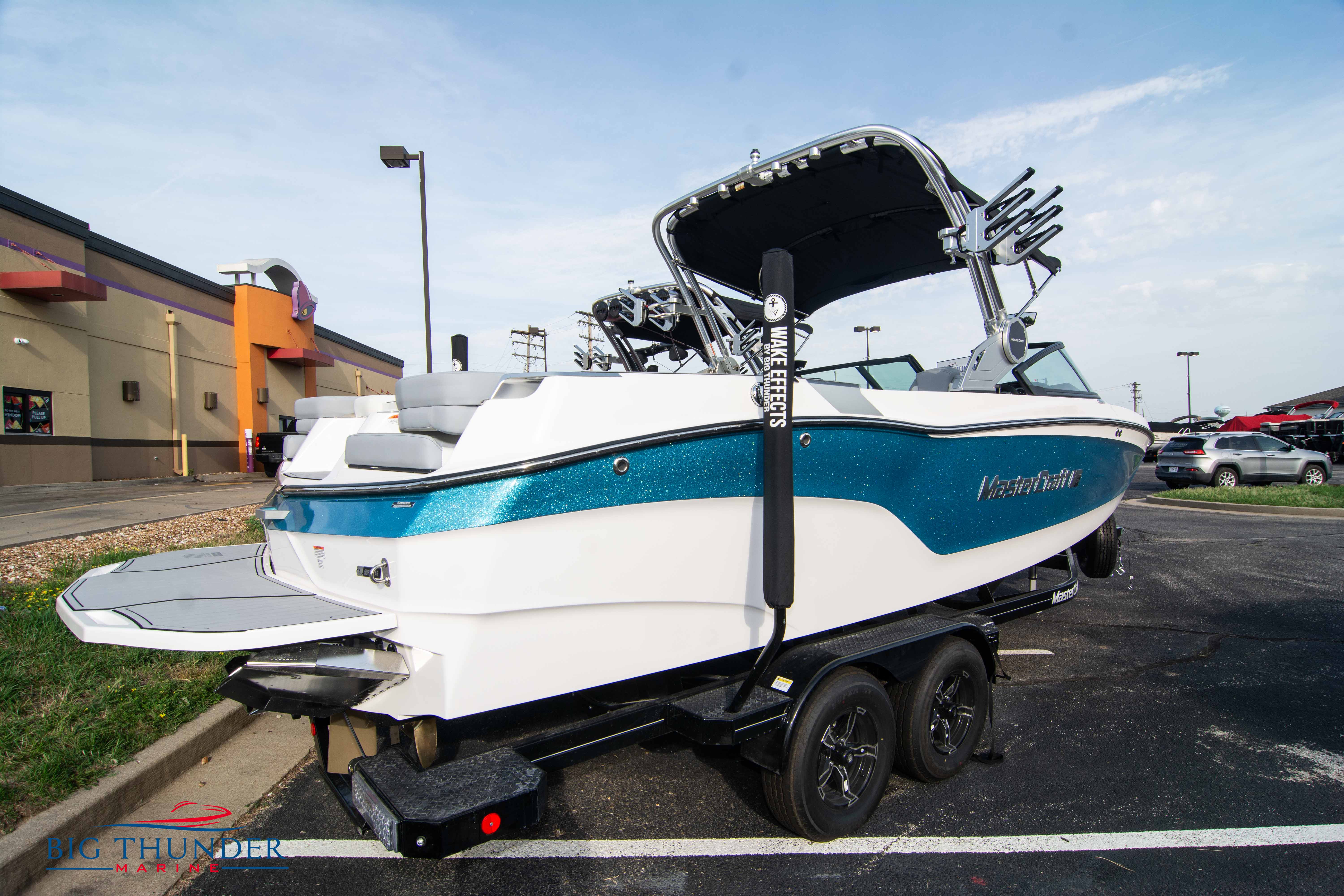 2023 Mastercraft XT24