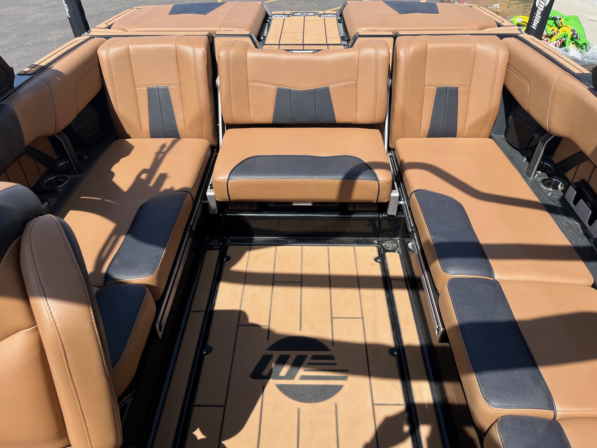 2022 Malibu 23 MXZ