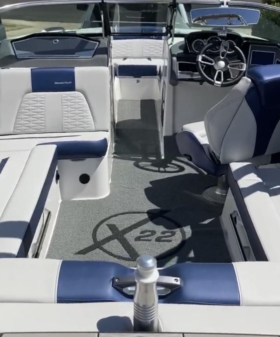 Mastercraft X-22
