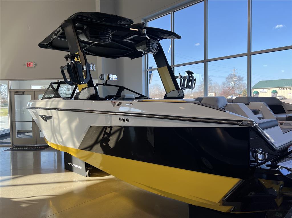 2023 Nautique S23
