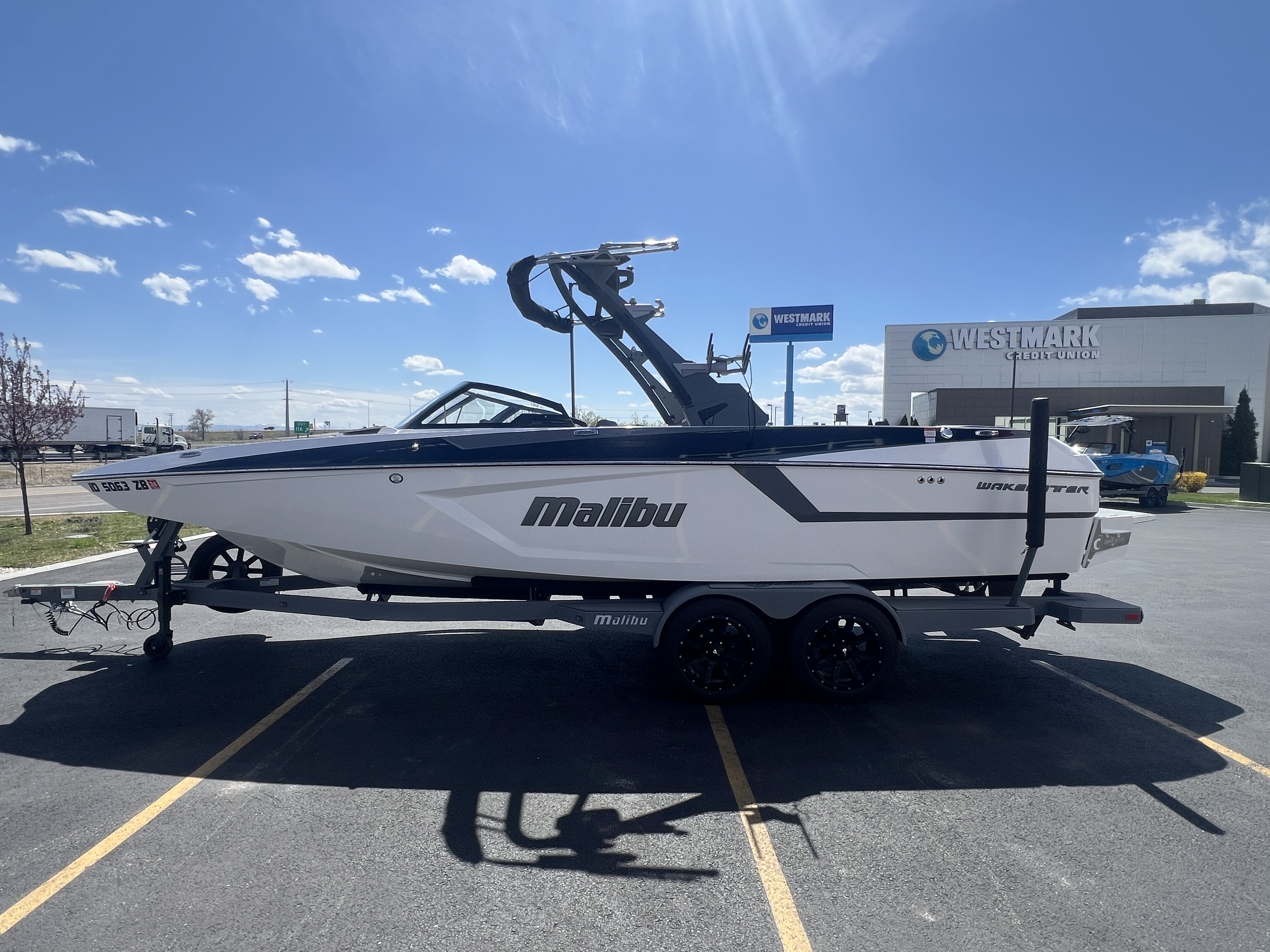 2022 Malibu Boats 24 MXZ