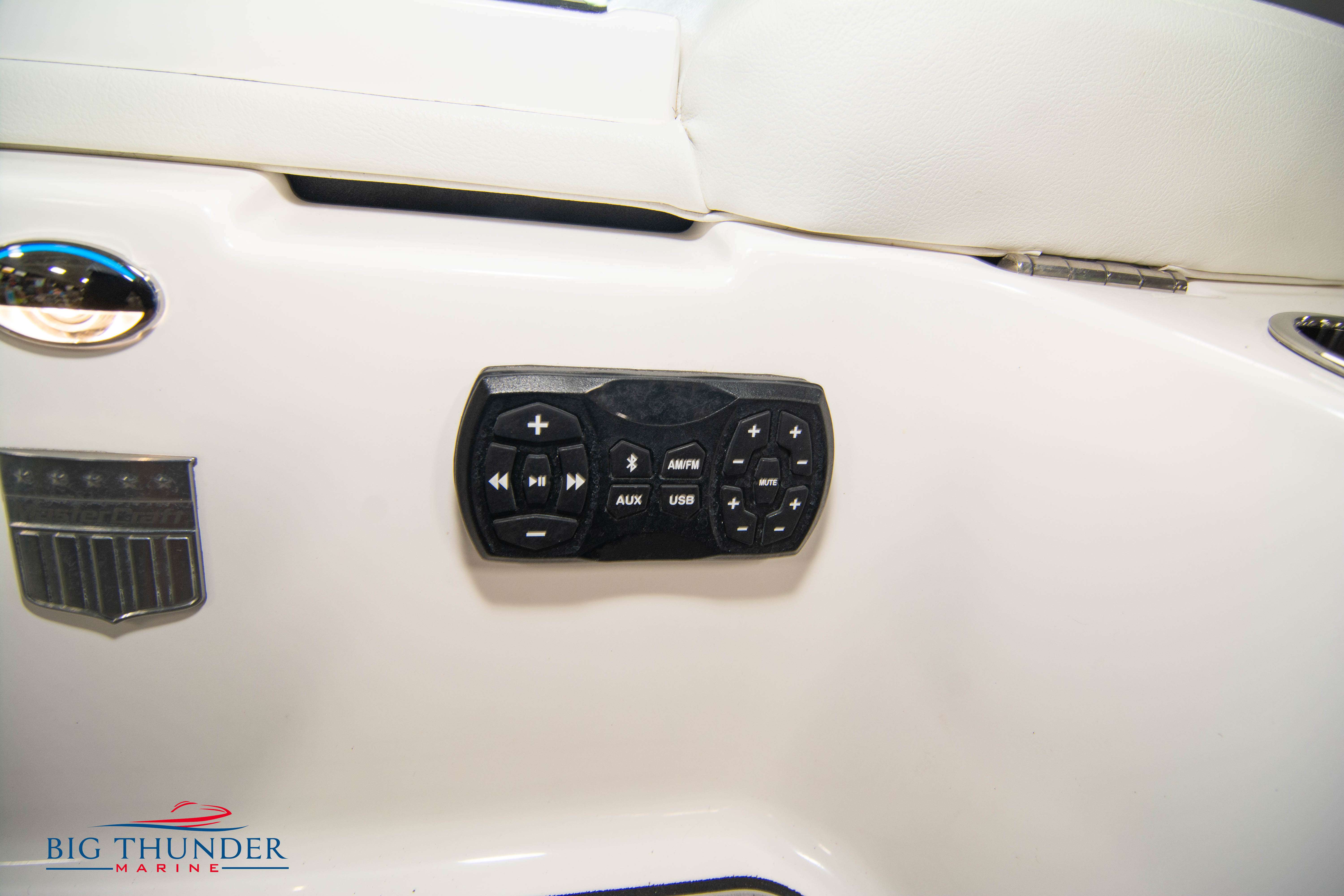 2022 Mastercraft XT24