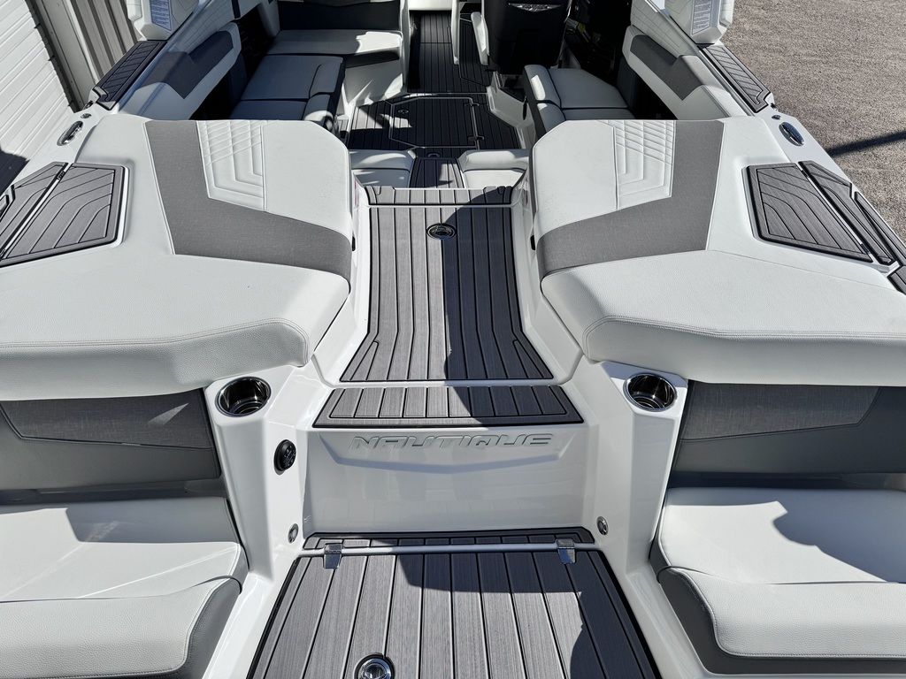 2024 Nautique Super Air Nautique G23