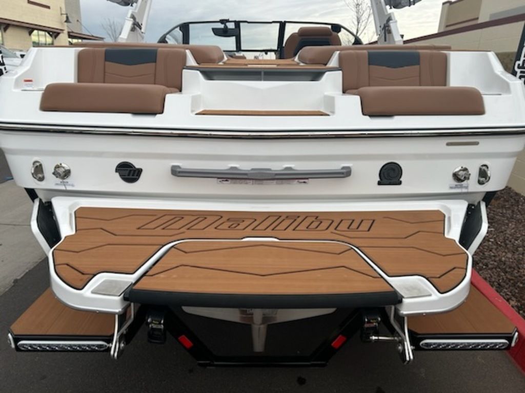 2025 Malibu Boats 22 MXZ