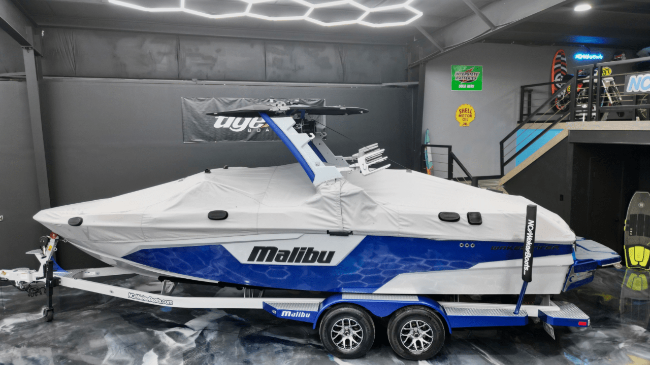 2021 Malibu Wakesetter 25 LSV