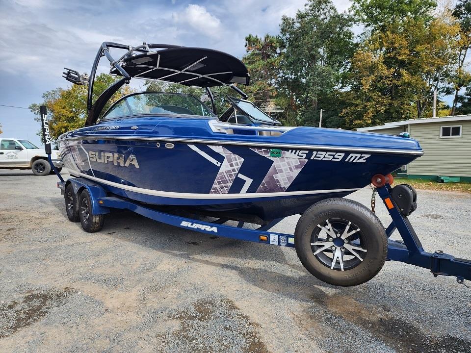 2012 Supra Launch 21 with Boatmate Trailer