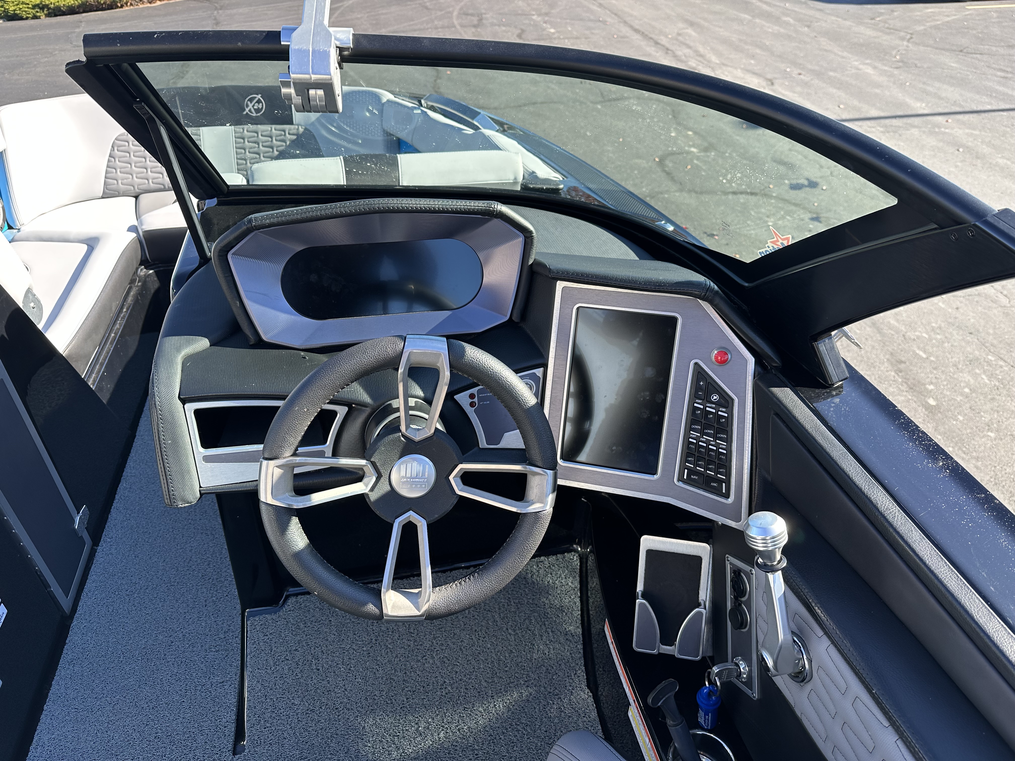 2022 MasterCraft X24