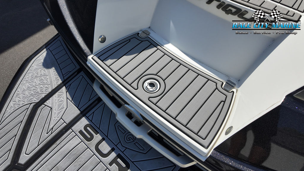 2018 Nautique G23