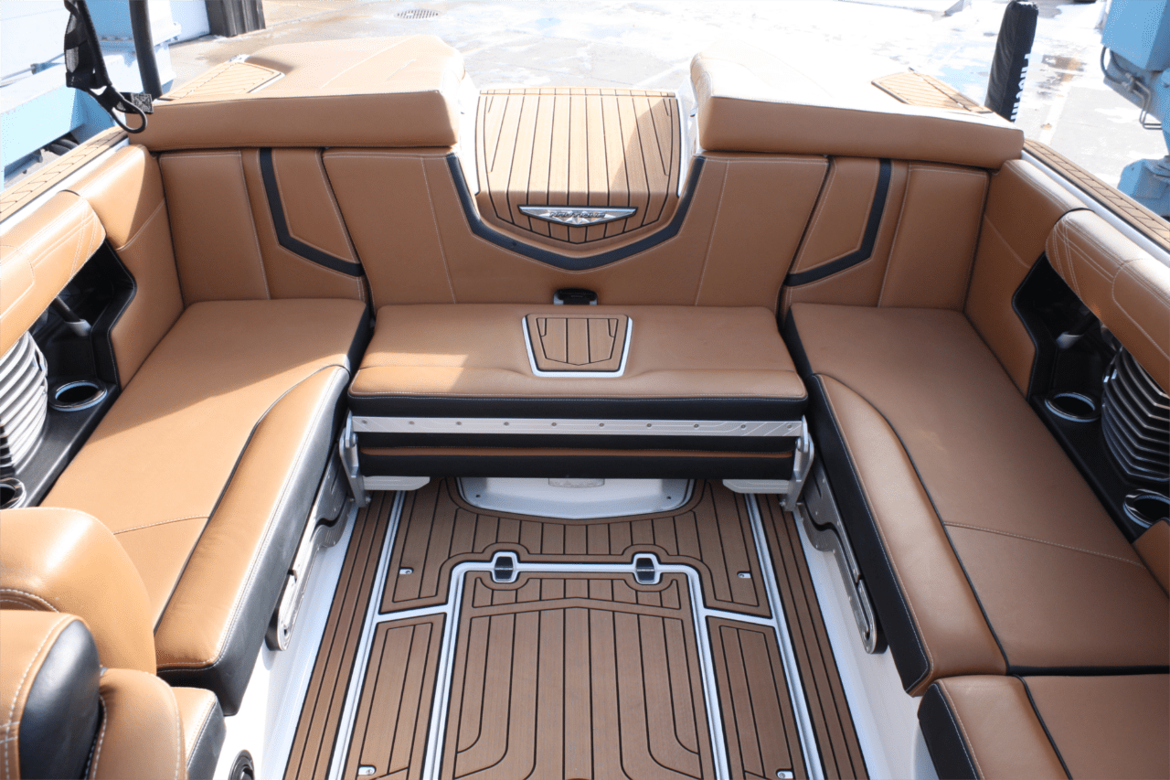2017 Nautique G23