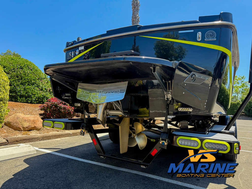2023 Axis Wake Research T250