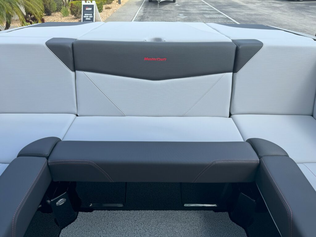 2024 MasterCraft NXT21