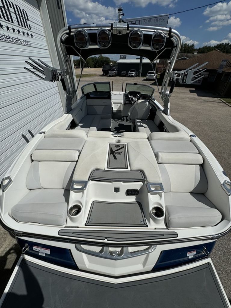 2018 MasterCraft X23 Icon