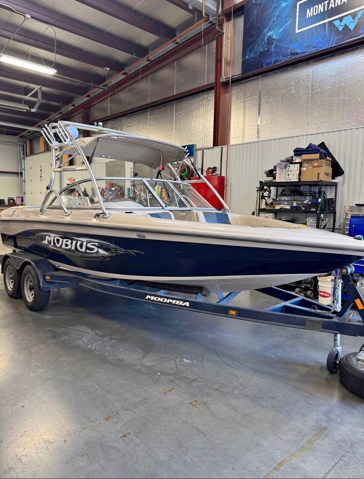 2005 Moomba Mobius