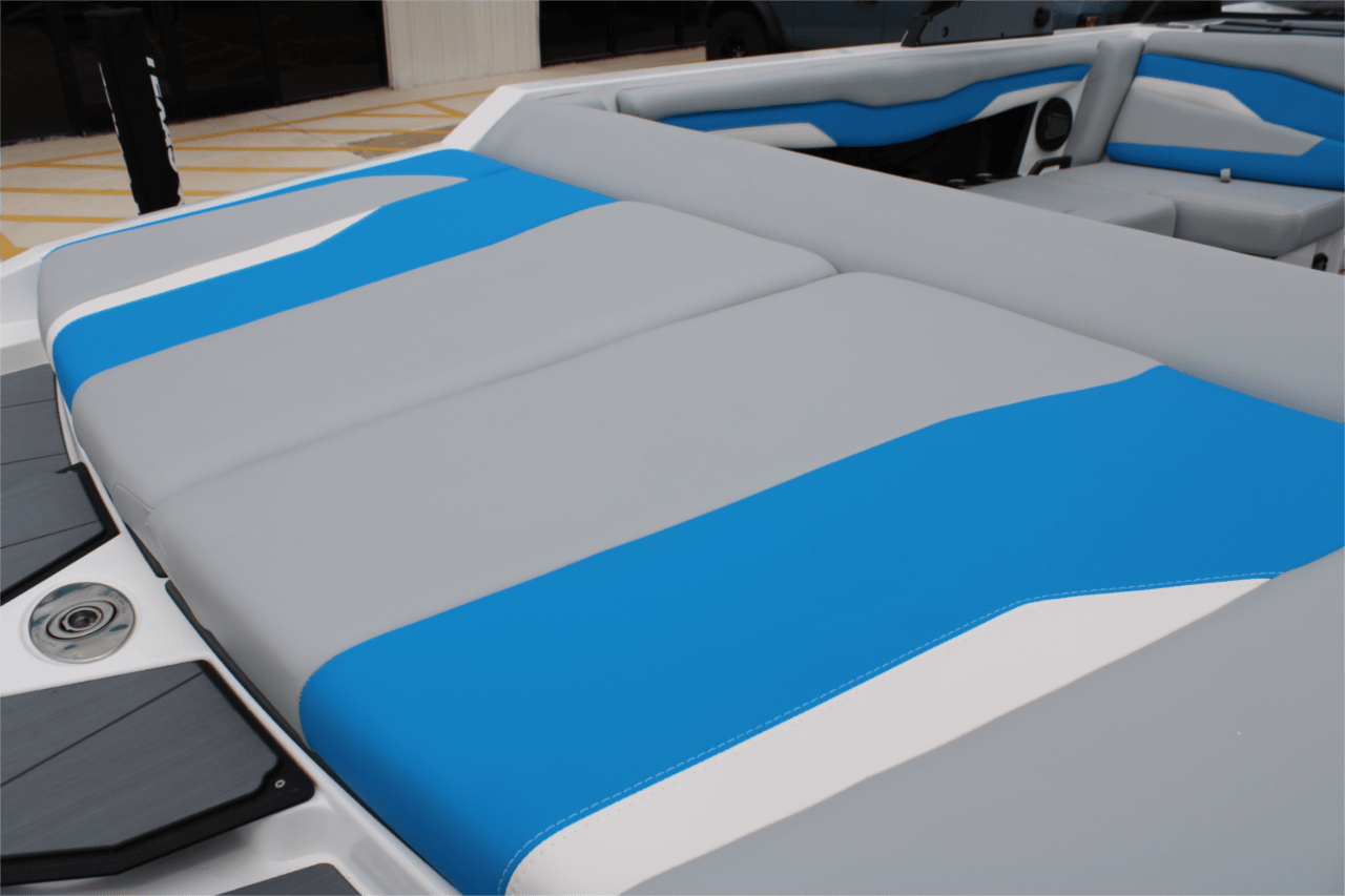 2025 Axis T220 Icon