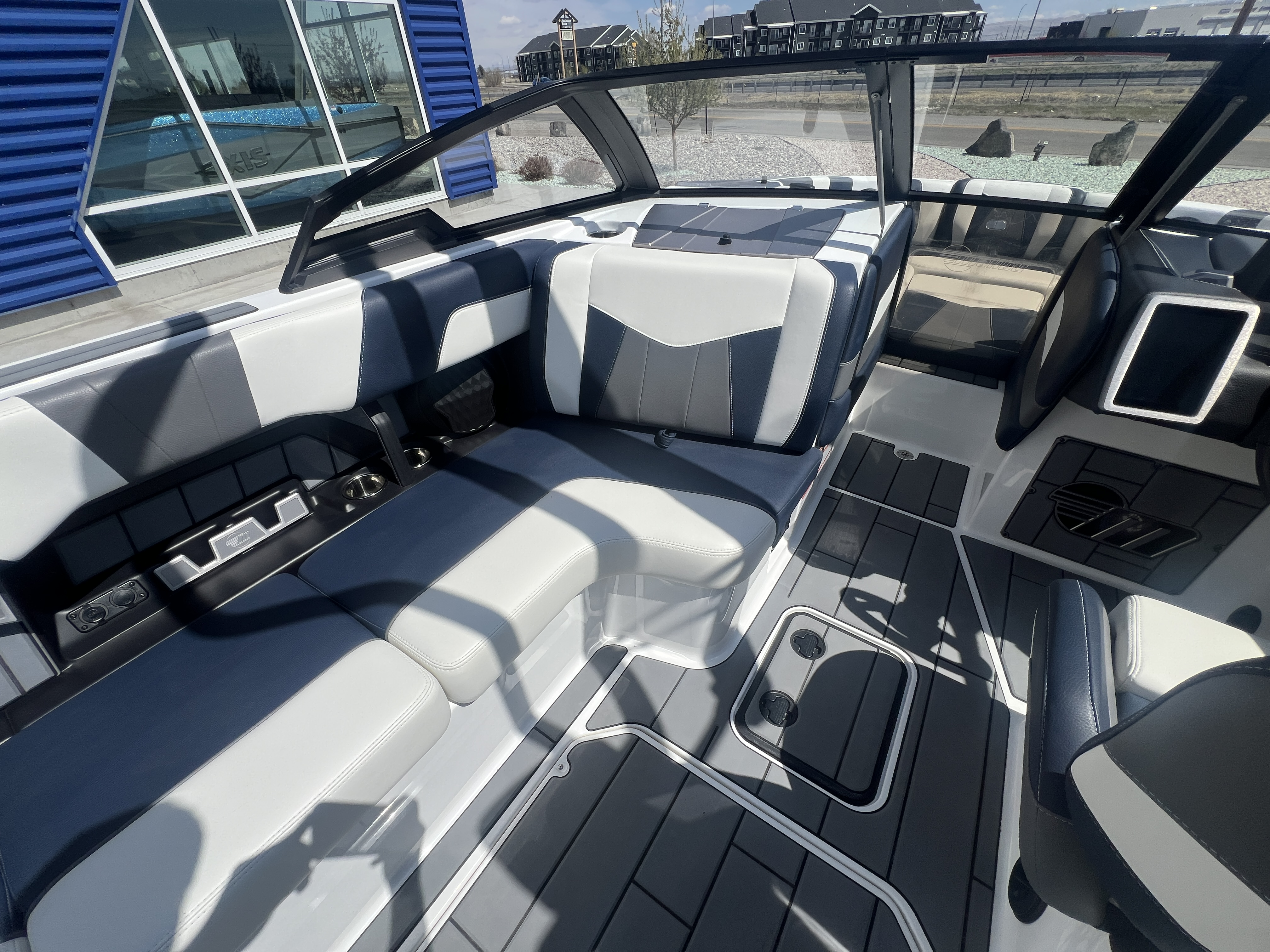 2022 Malibu Boats 24 MXZ