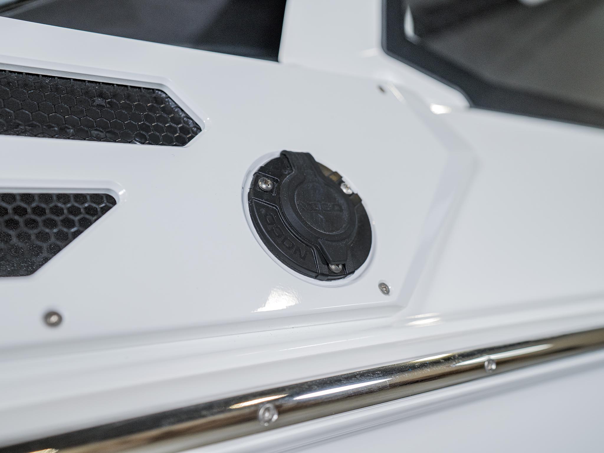 2025 Centurion Ri265 – All White