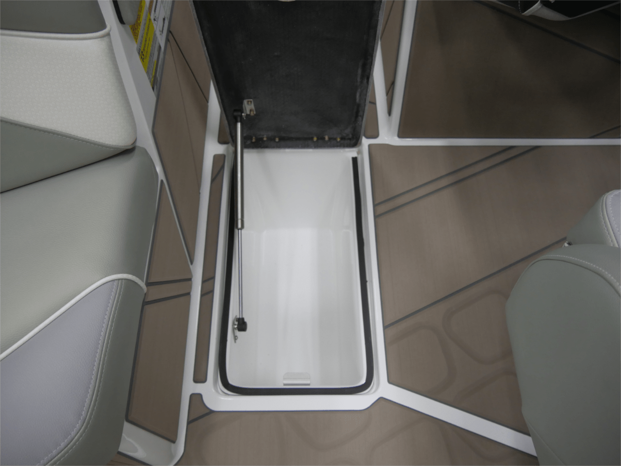 2025 Centurion Fe22 – Olive Pewter Metal Flake