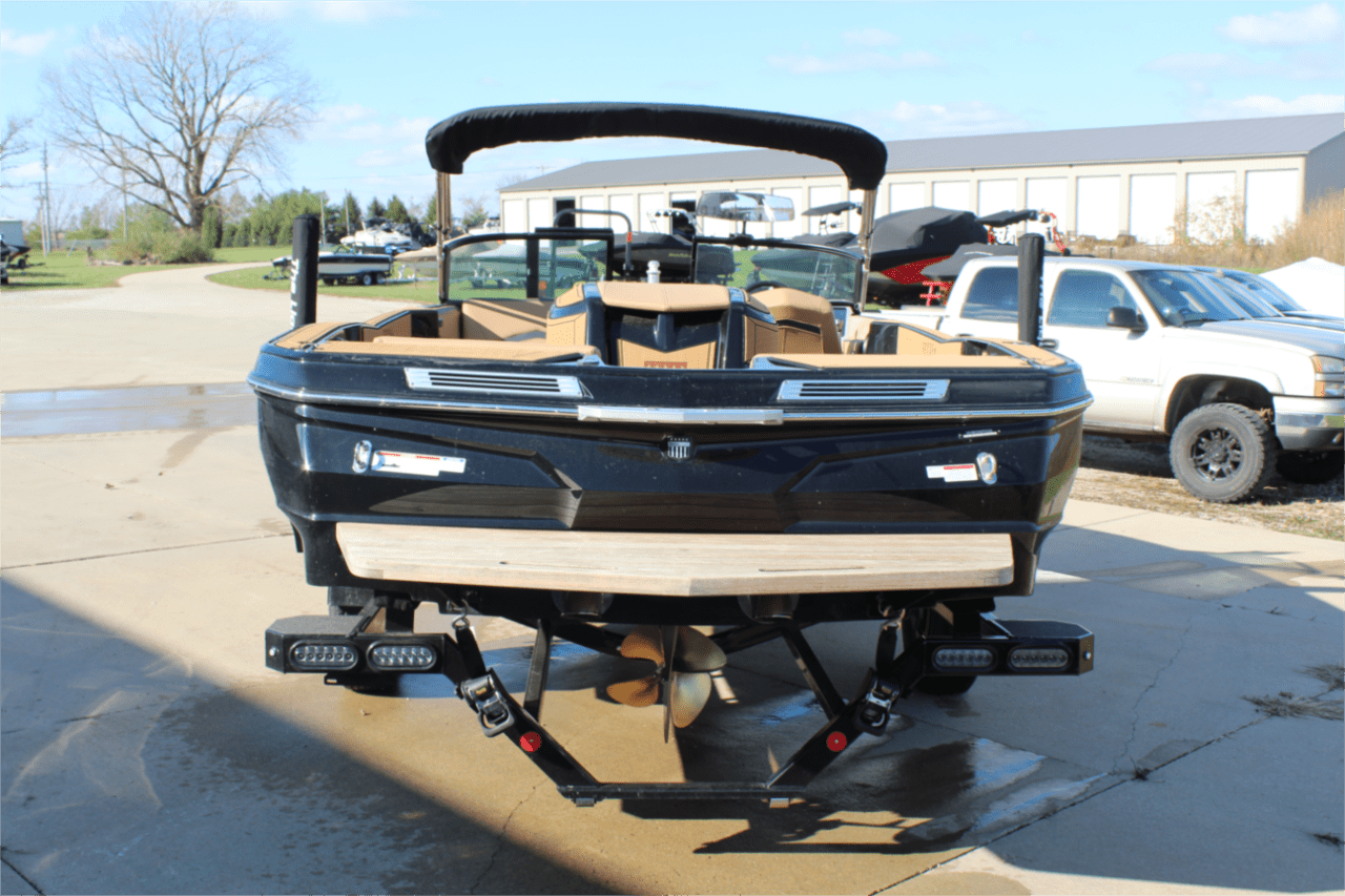 2024 Mastercraft Prostar