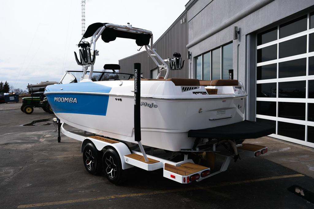 2025 MOOMBA Mojo