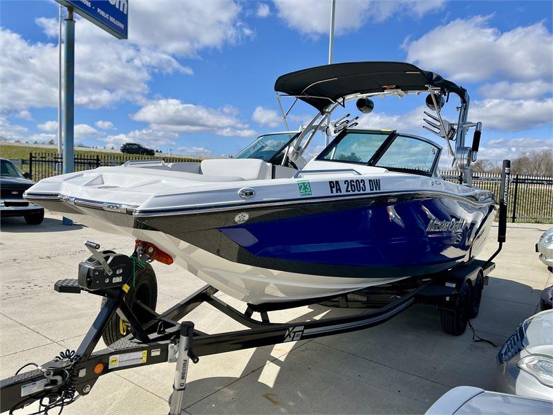 2019 MasterCraft XT22 Wake Boat Only 124 Hours ONLINE AUCTION Icon