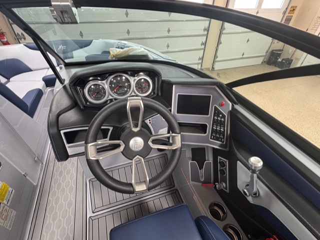 2022 Mastercraft XT22