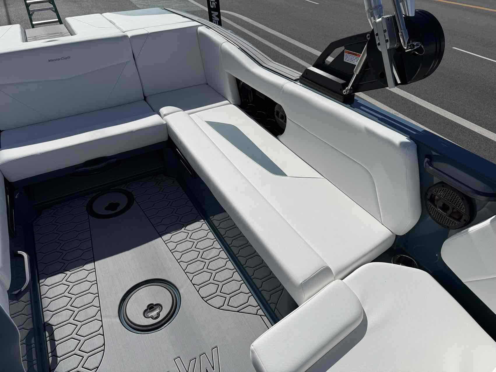 2025 MasterCraft NXT23