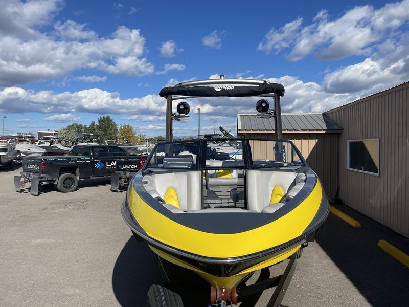 2017 malibu boats 21-VLX
