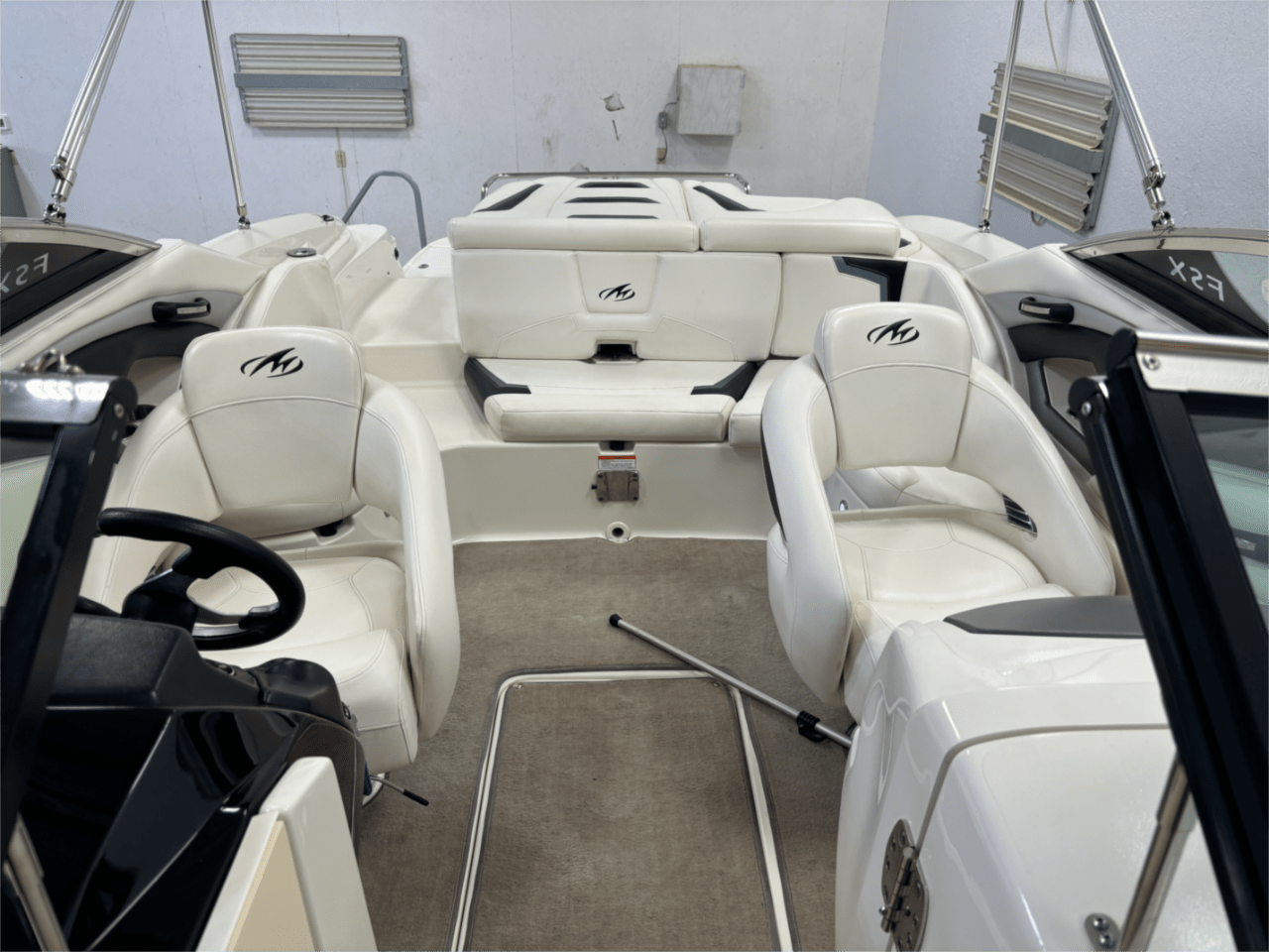 boat.Title
