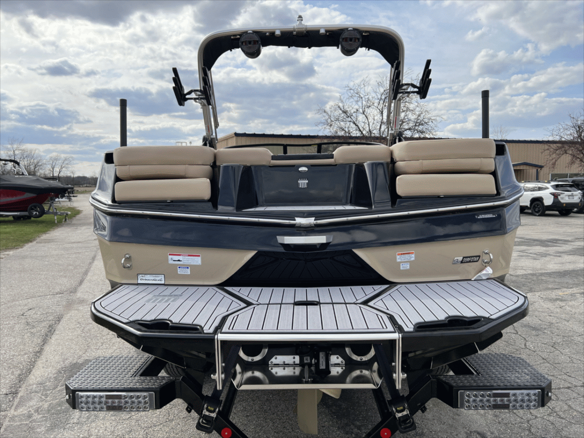 2023 MasterCraft XT-24 | 209097