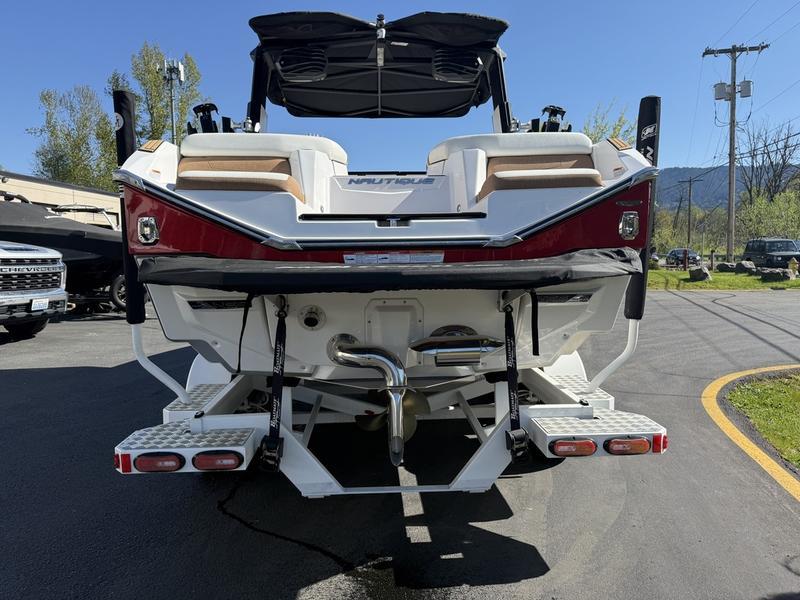 2023 Nautique G23