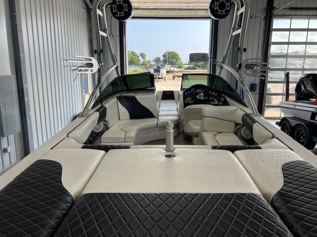 2007 MOOMBA Gravity XLV