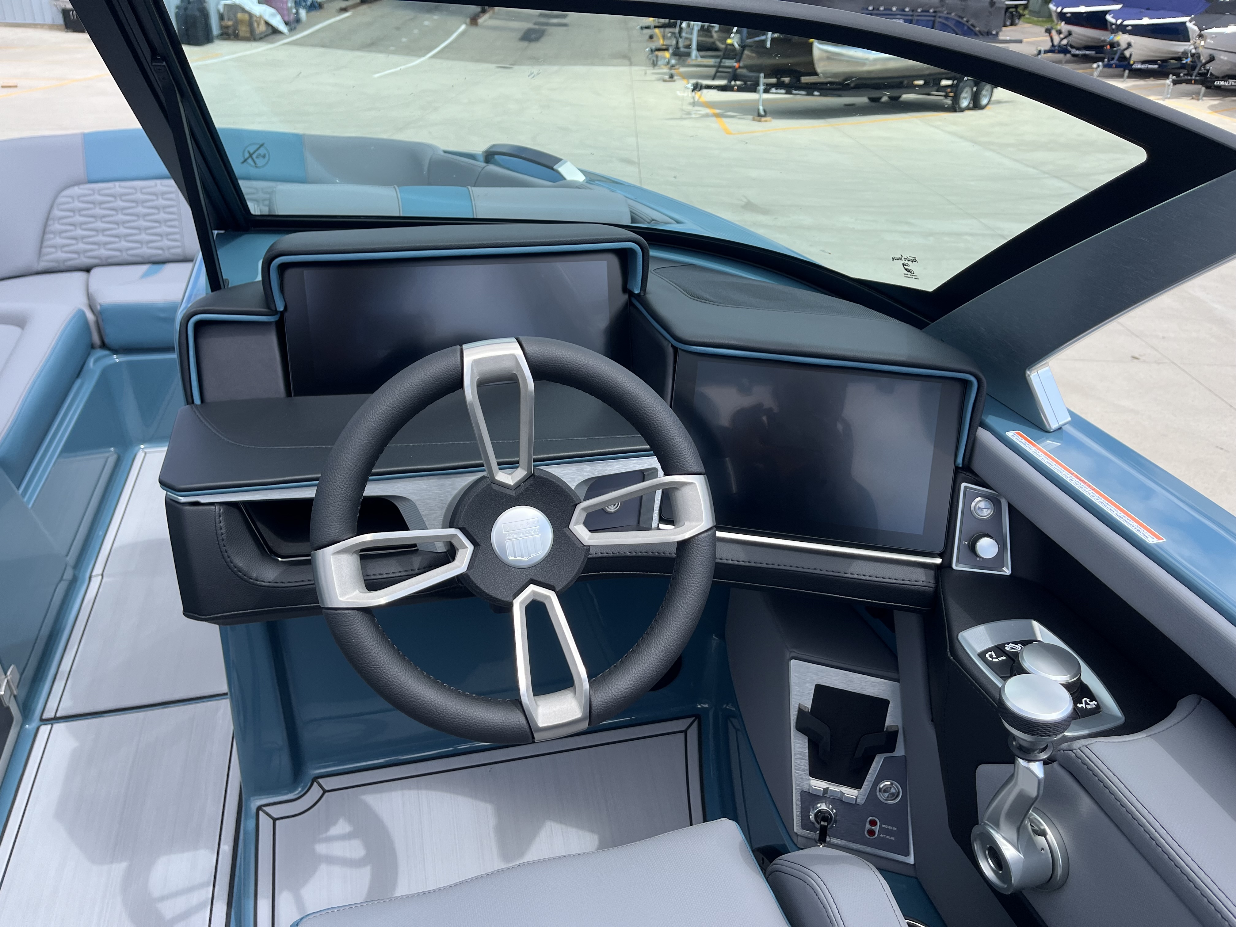 2025 MasterCraft X24