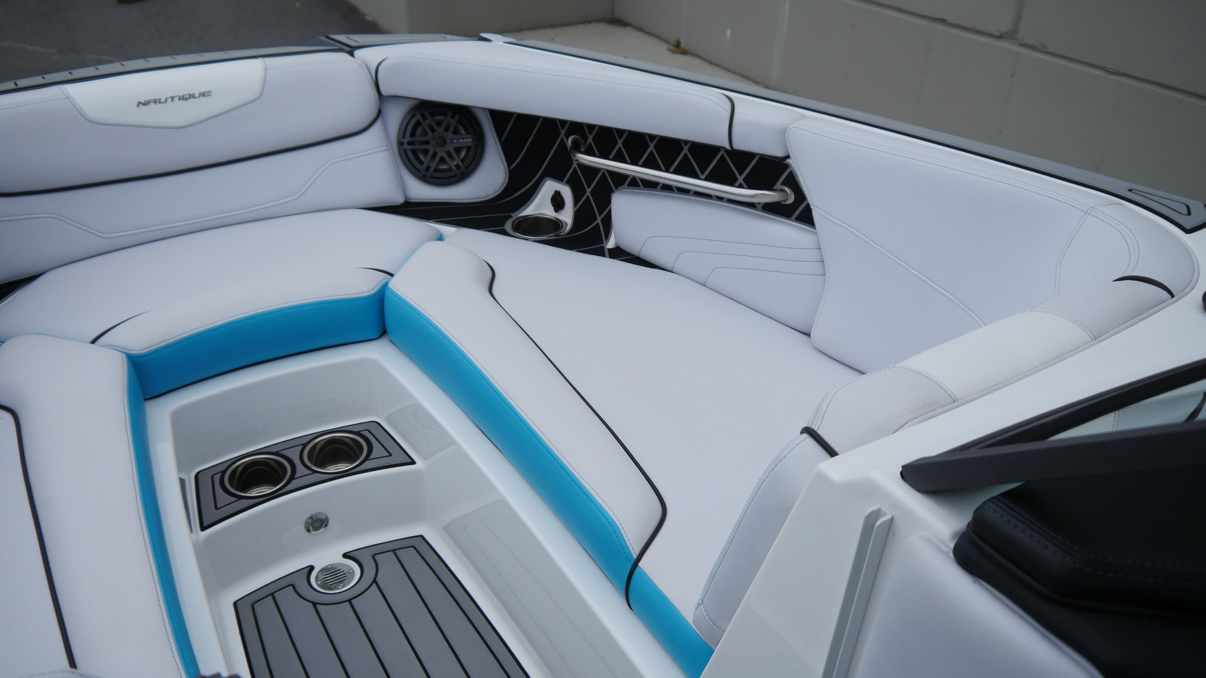 2018 Nautique GS24 w/ Trailer