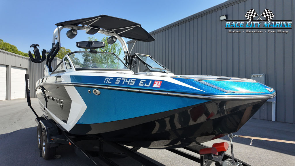 2018 Nautique G23