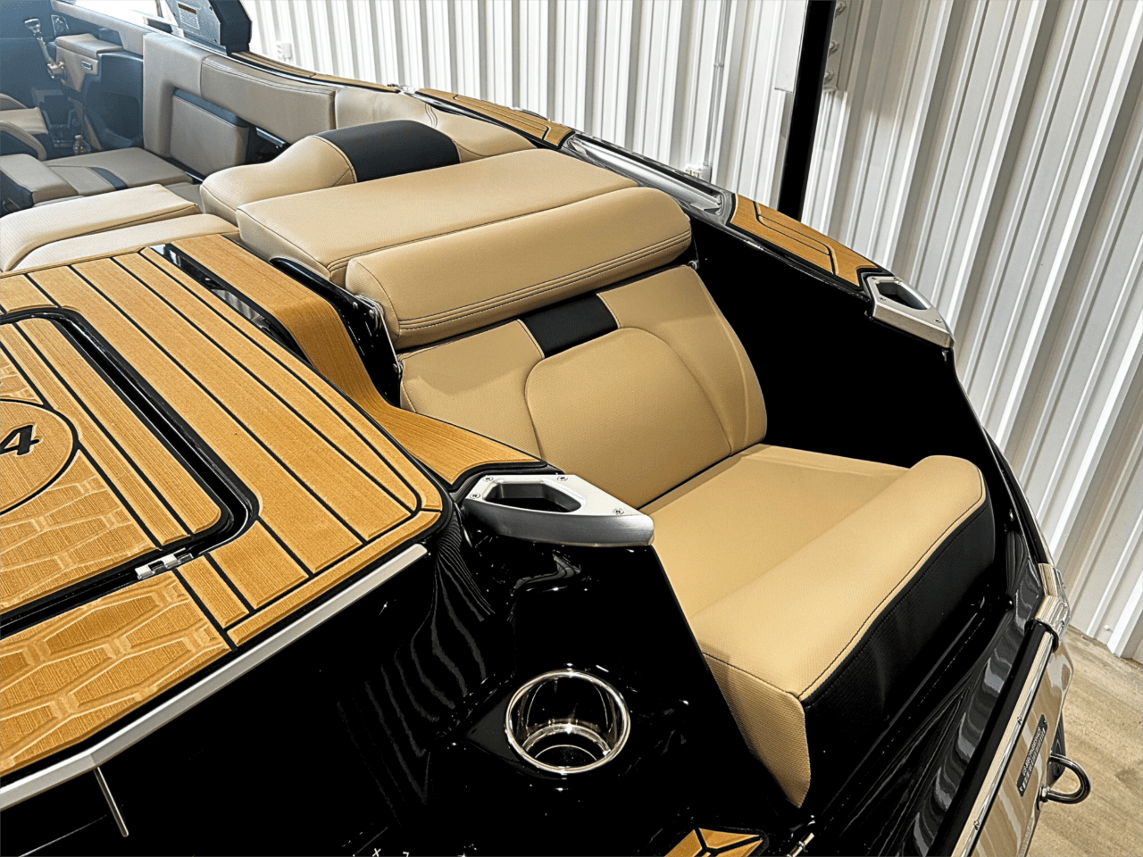 2025 MasterCraft X24