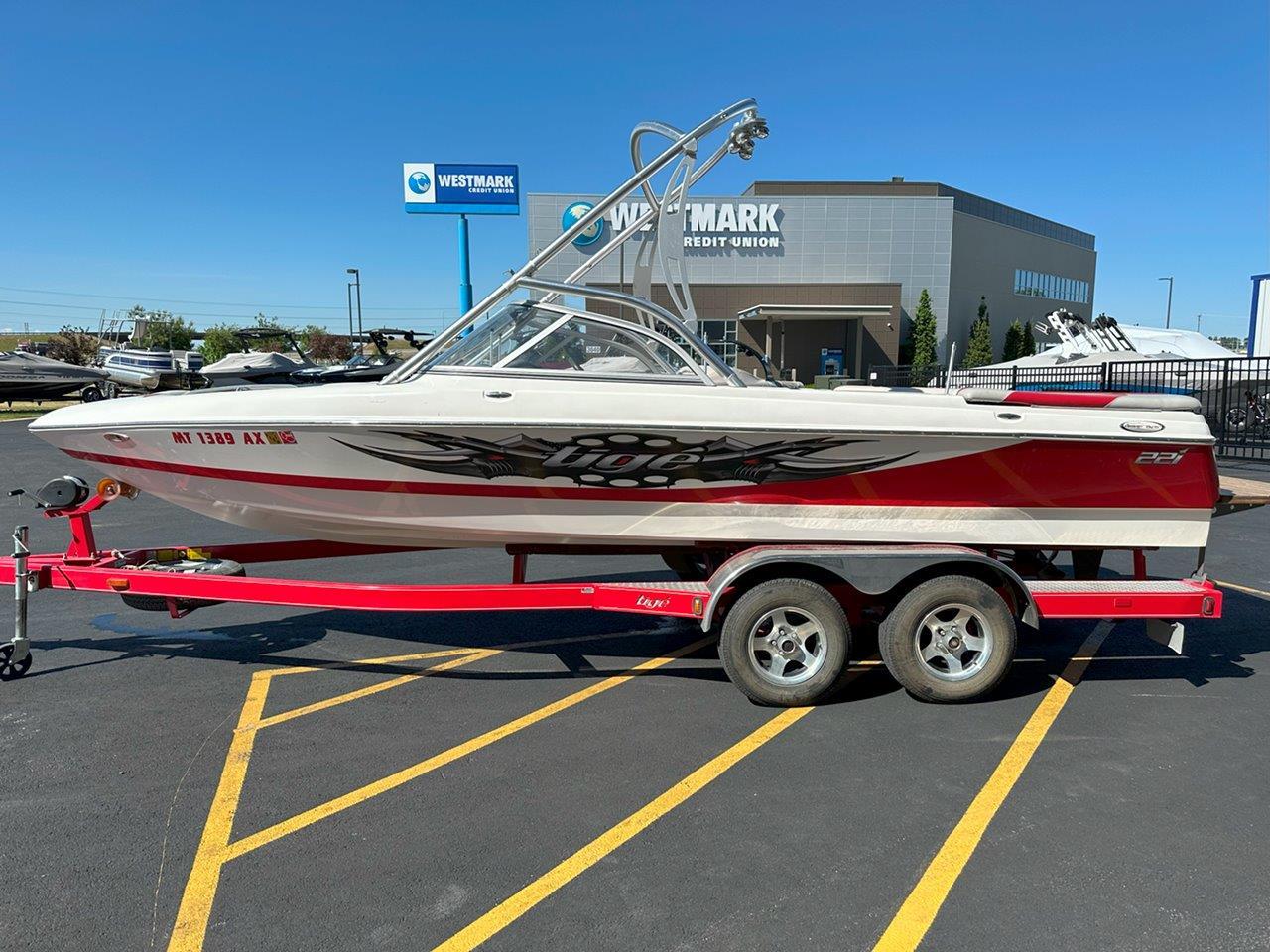 boat.Title