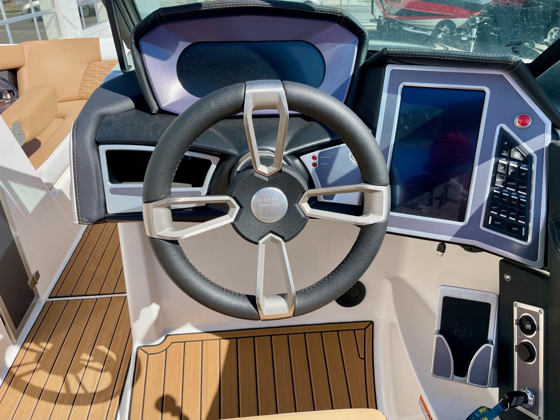 2023 MasterCraft X24
