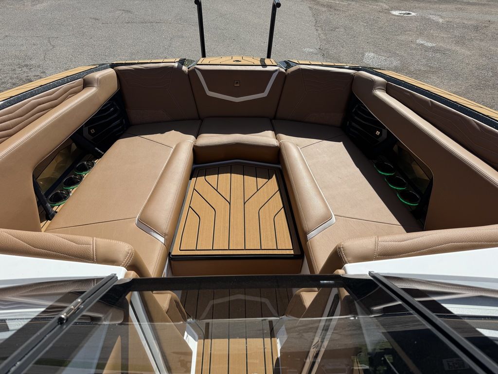 2025 Nautique Super Air Nautique G25
